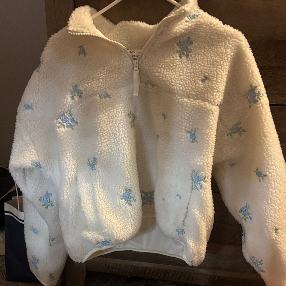 Floral Flower White Sherpa Cropped